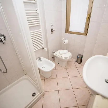 Il Tuo Rifugio Accogliente A Due Passi Da Tutto Apartment *