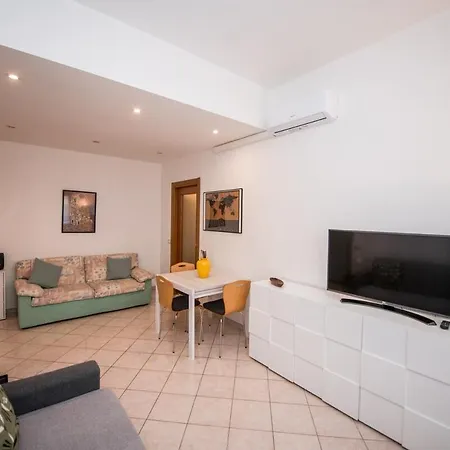 Il Tuo Rifugio Accogliente A Due Passi Da Tutto Apartment *