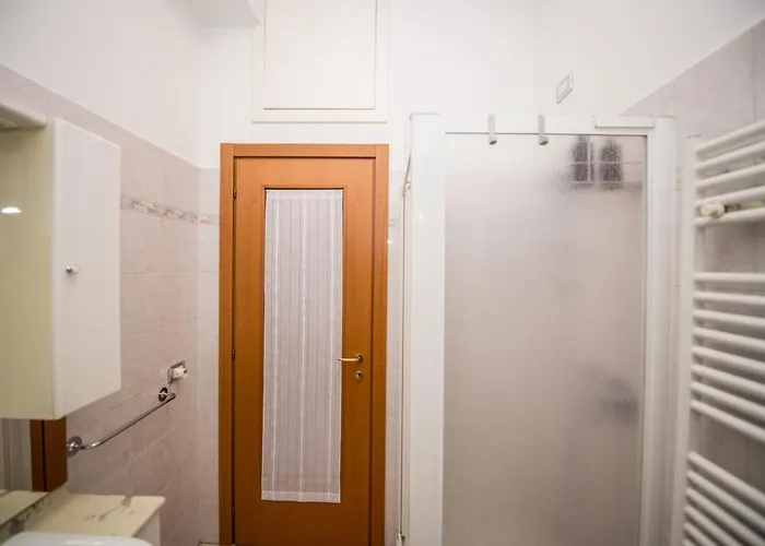 Metro 4 - Grazioso Bilocale Accogliente Apartment *