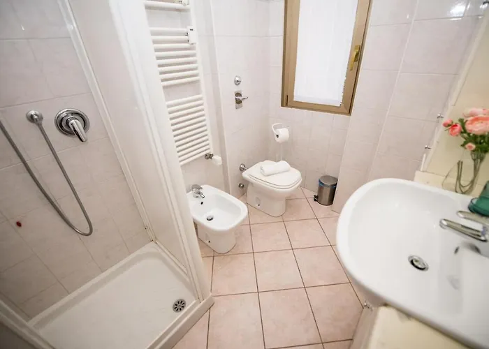 Metro 4 - Grazioso Bilocale Accogliente Apartmán *