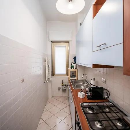 Apartman Metro 4 - Grazioso Bilocale Accogliente *