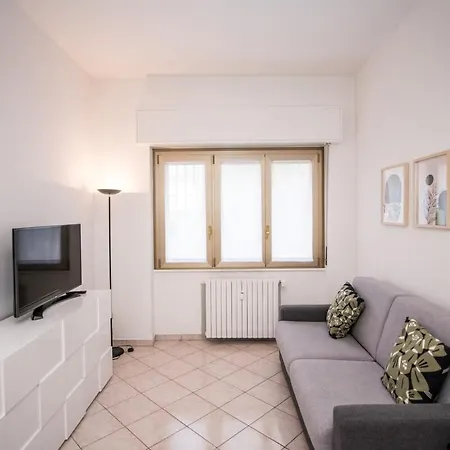 Apartman Metro 4 - Grazioso Bilocale Accogliente