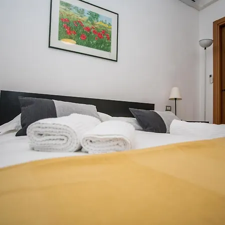 Apartman Metro 4 - Grazioso Bilocale Accogliente