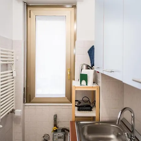 Apartman Metro 4 - Grazioso Bilocale Accogliente *