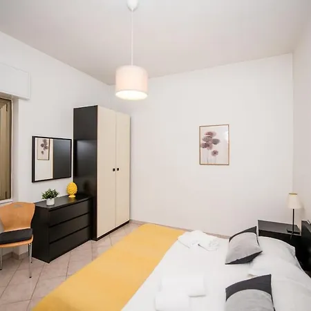 Apartman Metro 4 - Grazioso Bilocale Accogliente Milánó